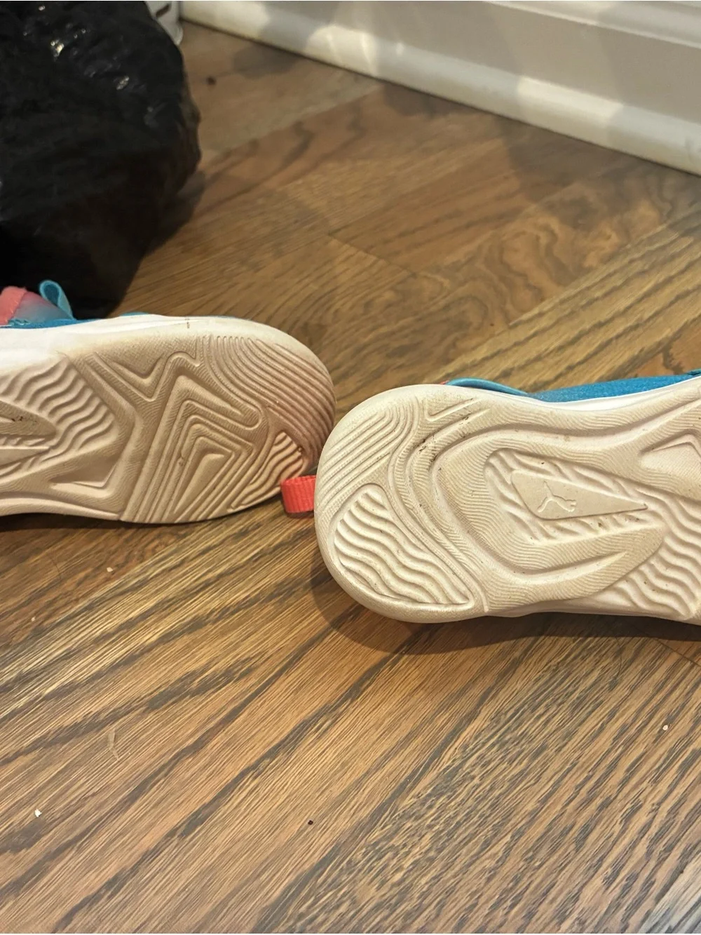 Puma Kids' Blue Pink Gradient Slip-On Athletic Shoes